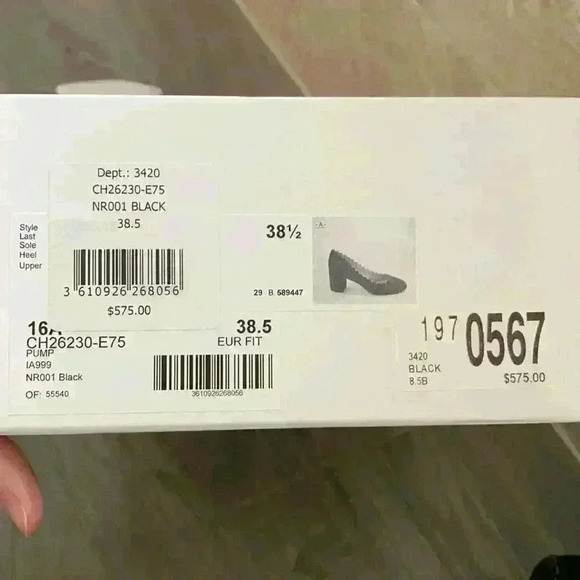 Chloe Lauren Pumps - Picture 5 of 7